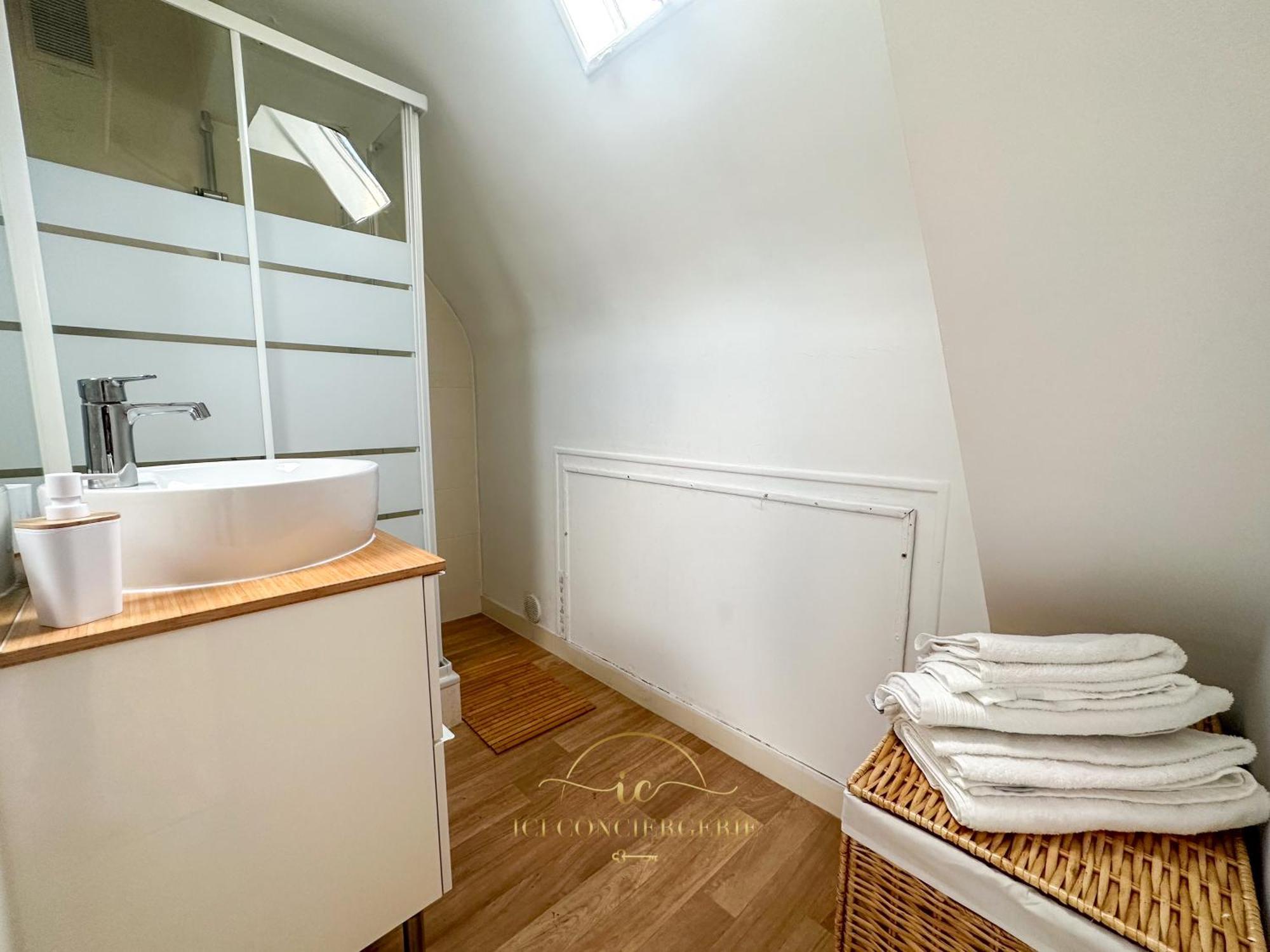 Le Cocon Versaillais Apartman Versailles Kültér fotó