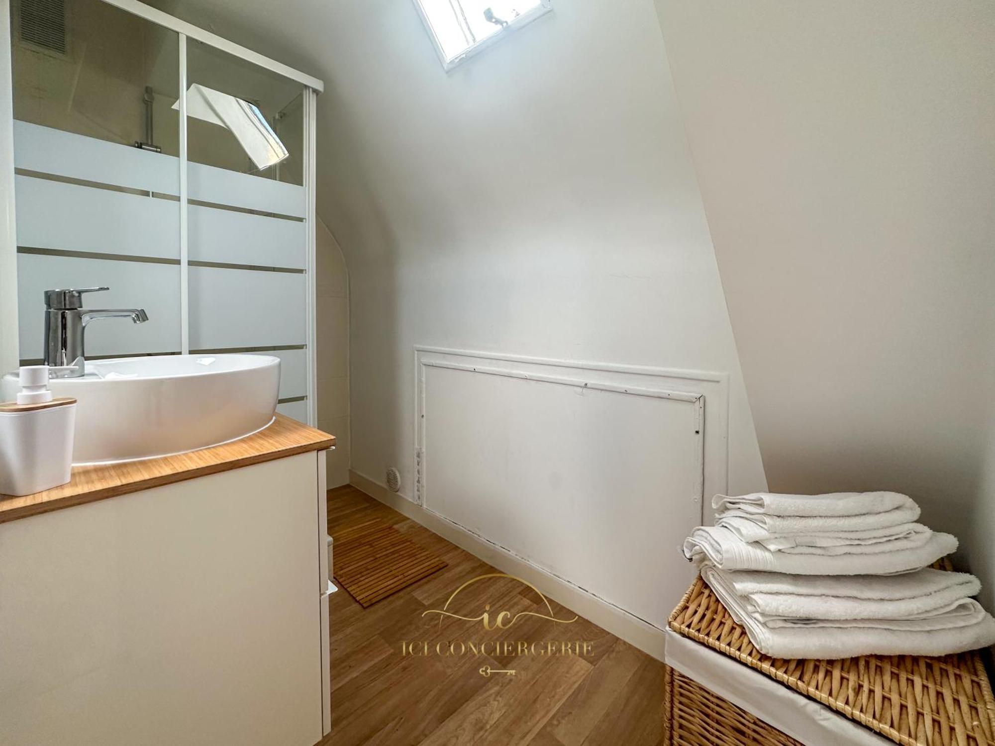 Le Cocon Versaillais Apartman Versailles Kültér fotó